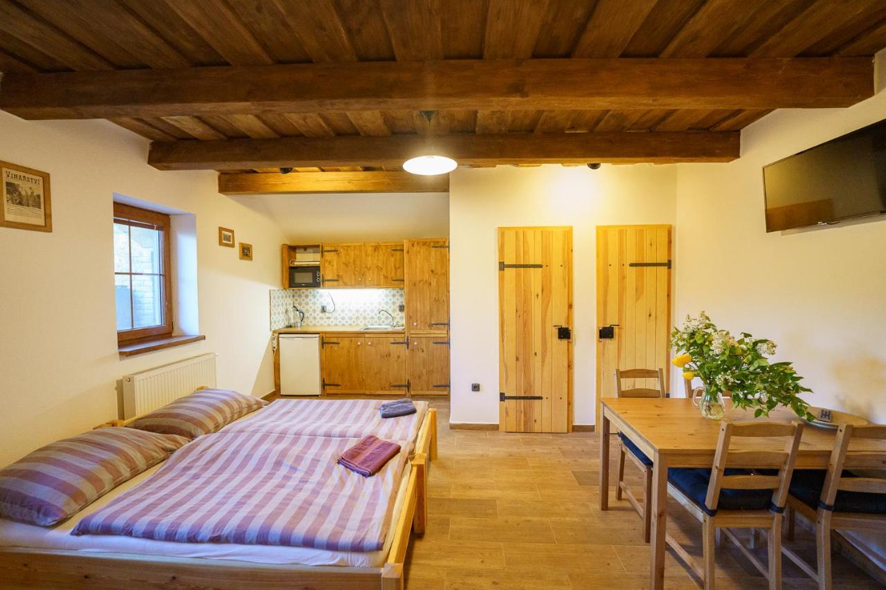 Apartmany Pausram Pouzdrany Zewnętrze zdjęcie